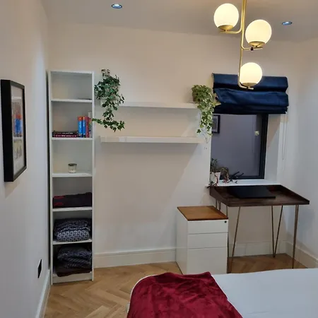 Bright Spacious Apartment In The Park London Exterior photo